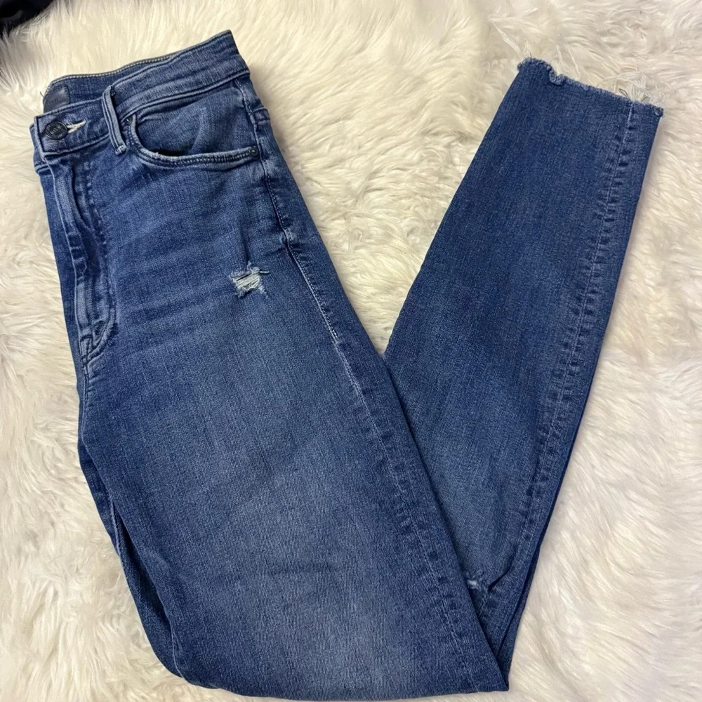 MOTHER Skinny Jeans The Swooner Ankle Fray Jeans Weekend Warrior Size 26